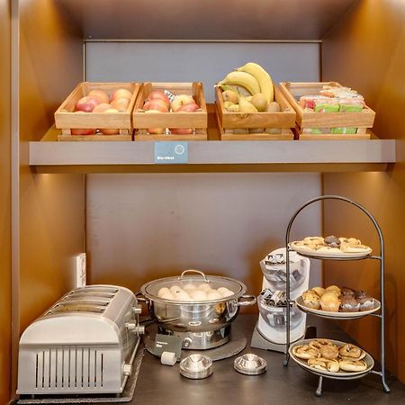 B&B Hotel Olsztyn Bagian luar foto