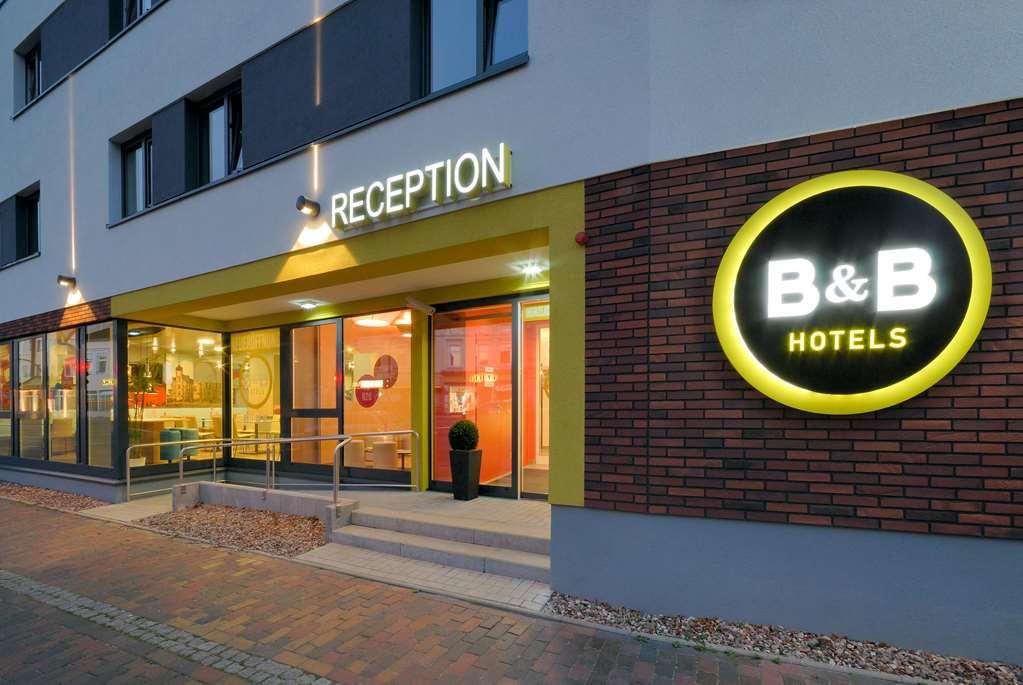 B&B Hotel Olsztyn Bagian luar foto